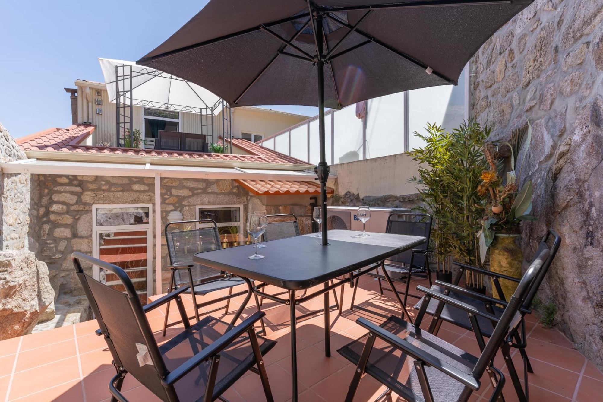 Cozy Nest Hostel Порто Екстериор снимка