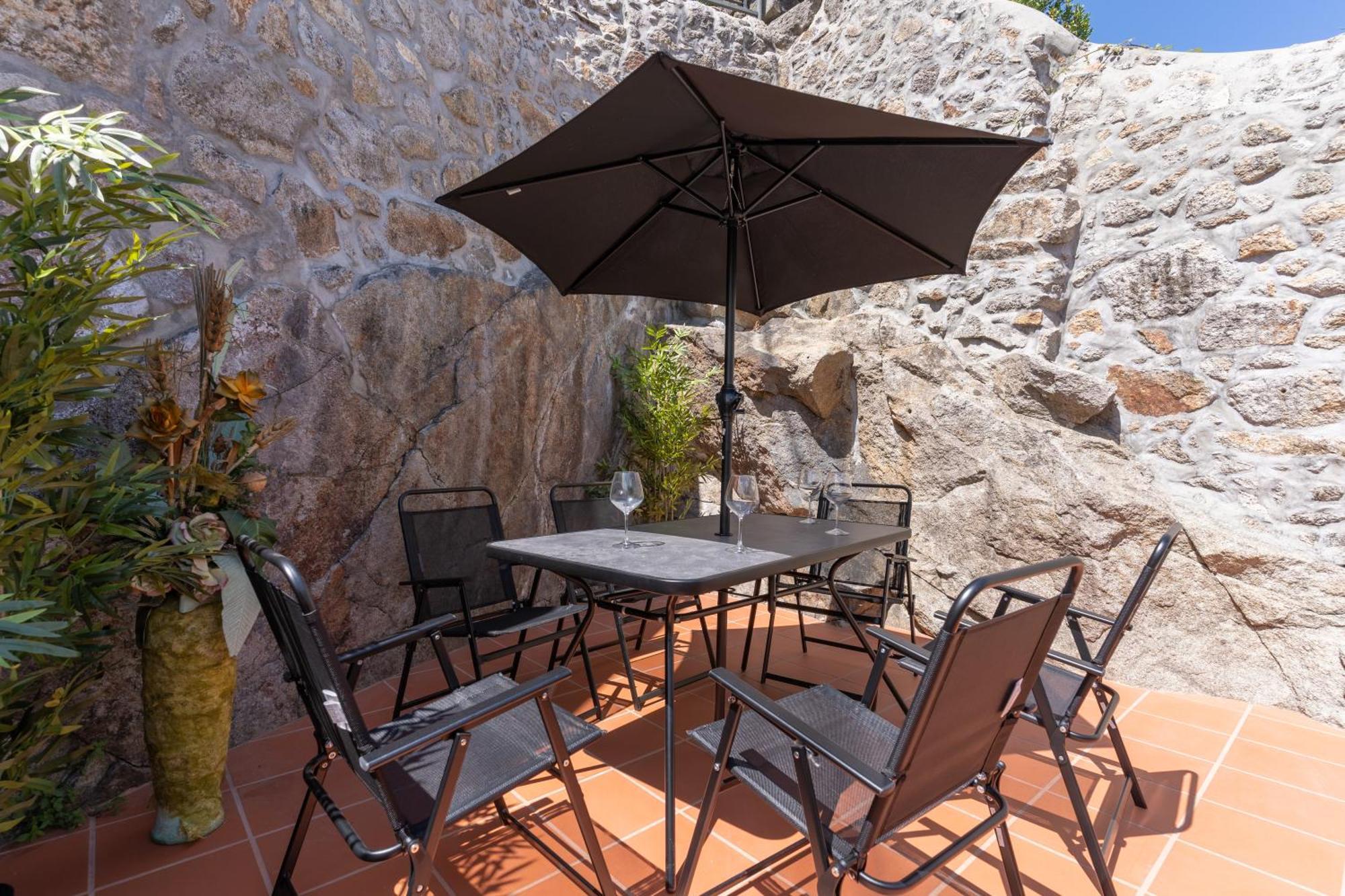 Cozy Nest Hostel Порто Екстериор снимка
